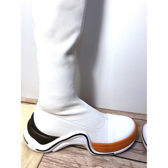 Louis Vuitton Thigh High Archlight Boot Sneaker - Picture 4 of 8